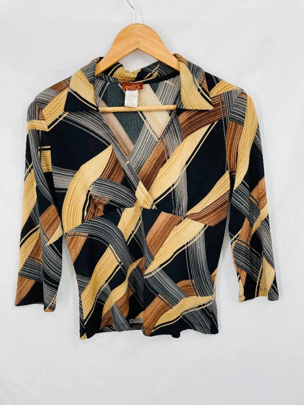 Poetry Clothing 3/4 Sleeve Spandex Medium Blouse